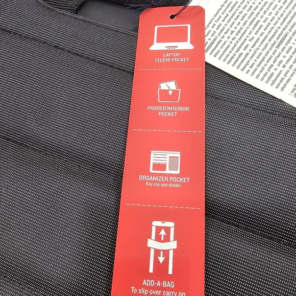 Swissgear Anthem 17" Laptop Slimcase Bag - Black - Picture 6 of 6